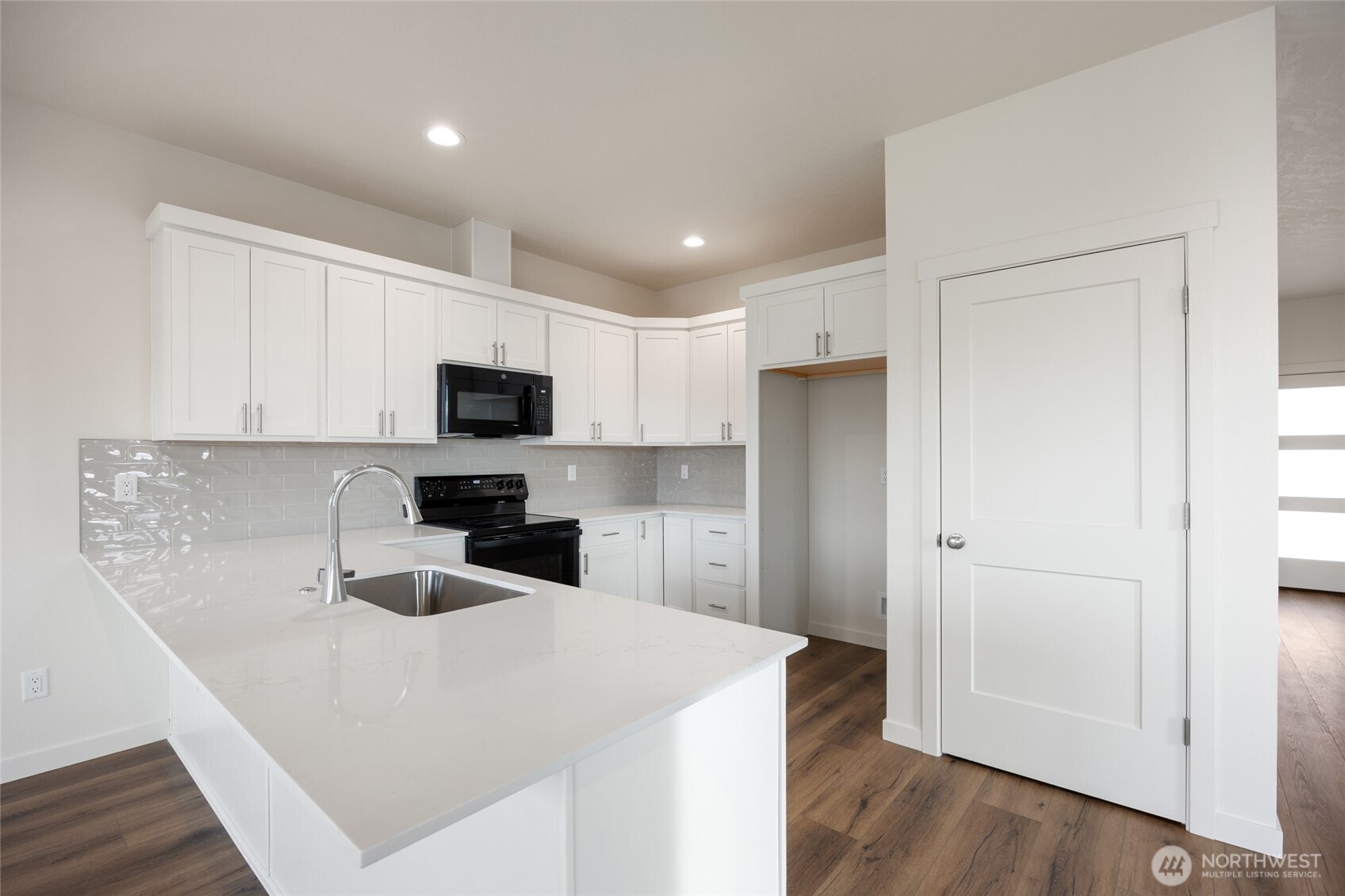 601 Dorsing Street #E25, Moses Lake, WA 98837