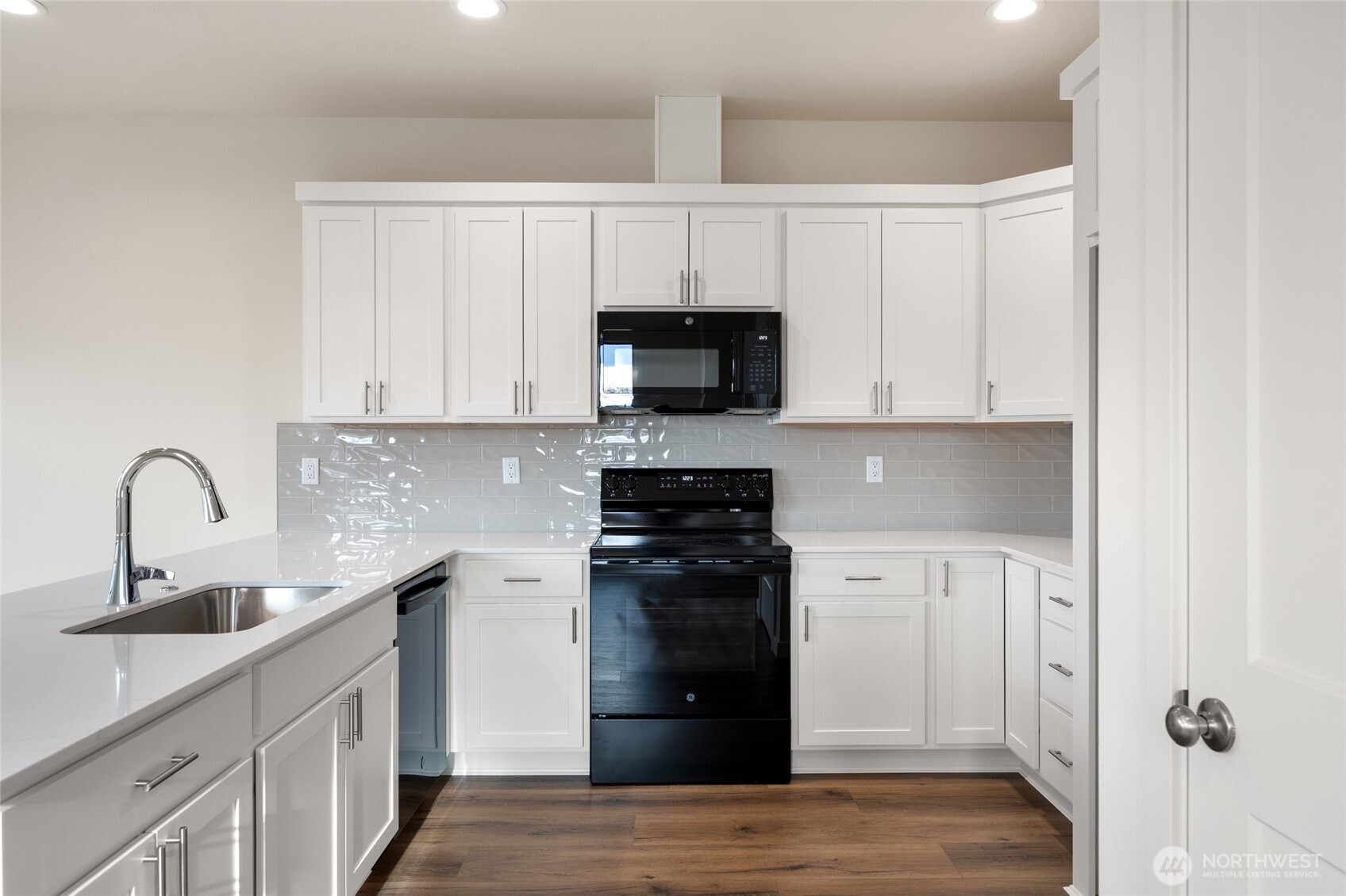 601 Dorsing Street #E25, Moses Lake, WA 98837