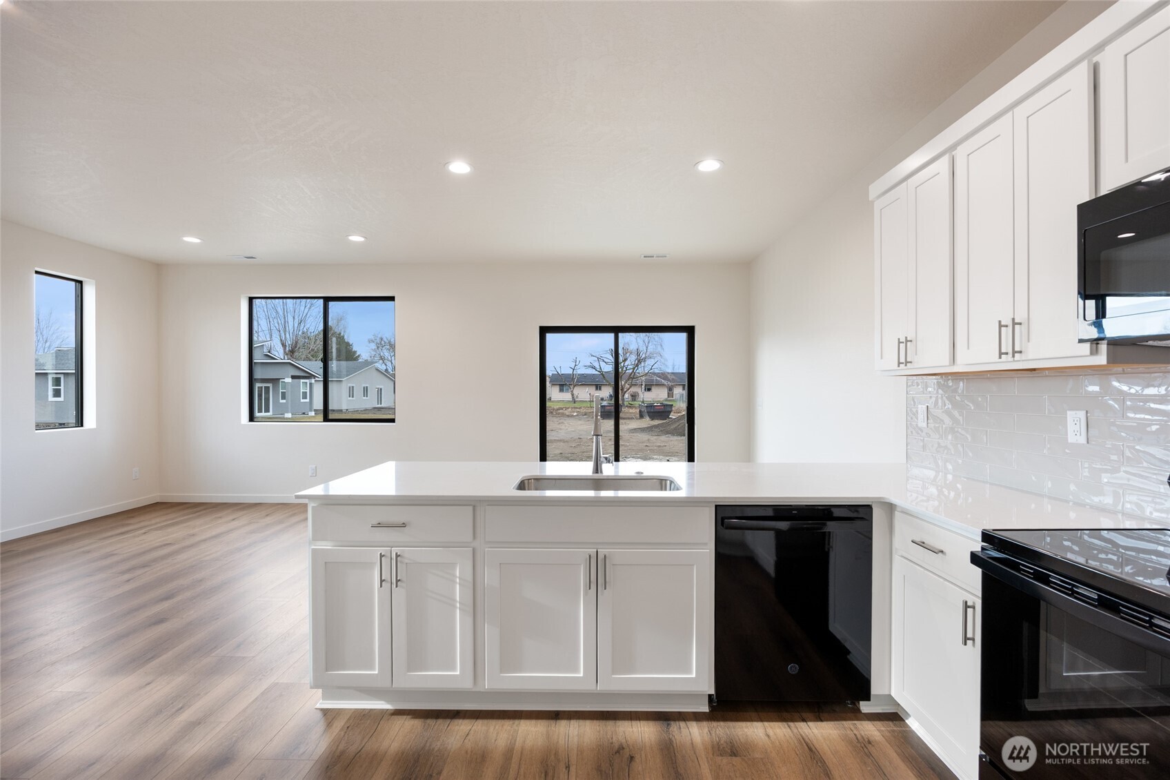 601 Dorsing Street #E25, Moses Lake, WA 98837