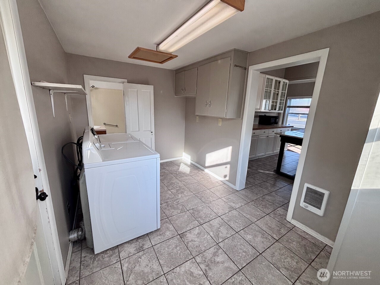 406 W 7th Avenue , Ellensburg, WA 98926