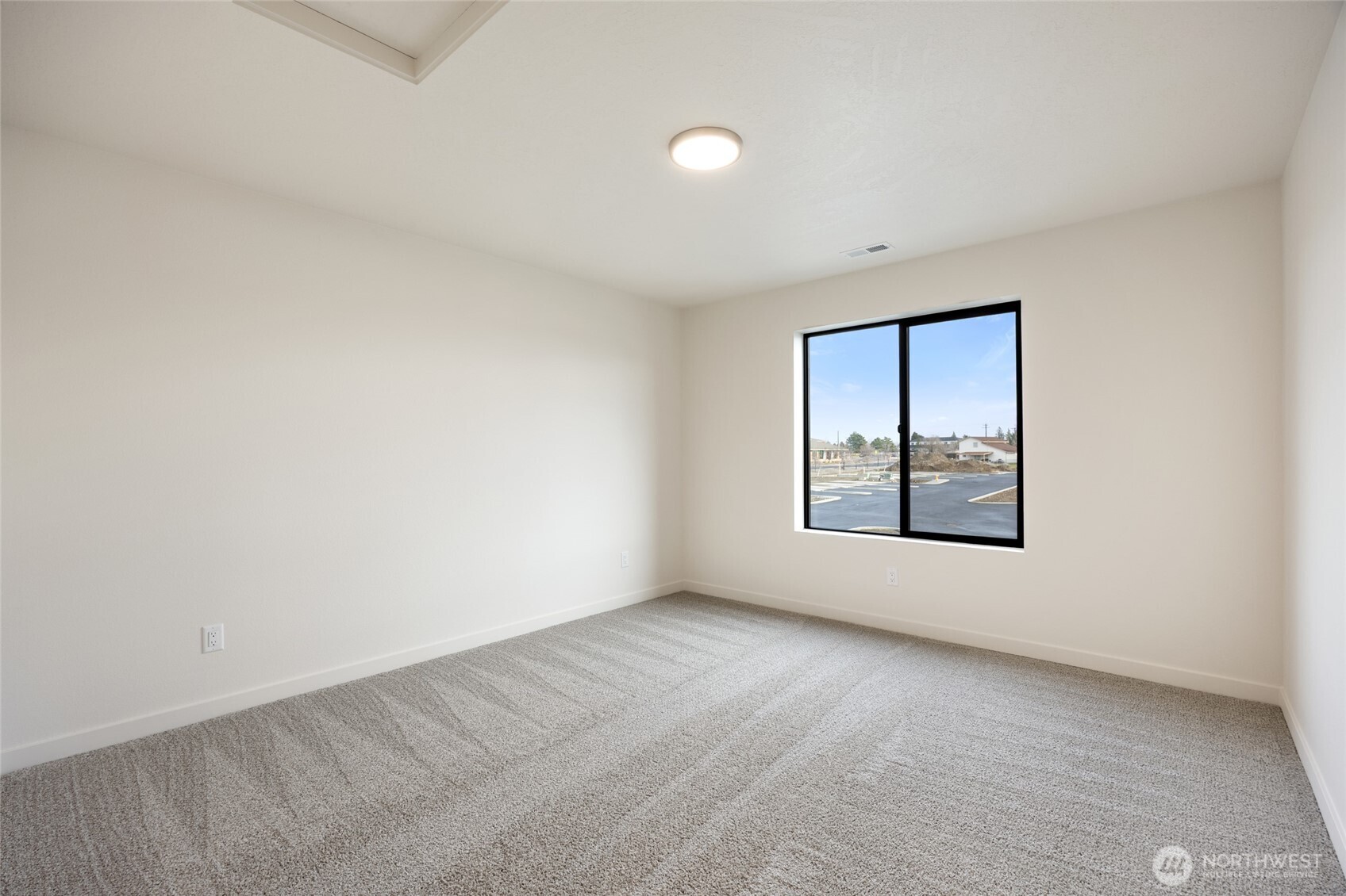 601 Dorsing Street #E26, Moses Lake, WA 98837