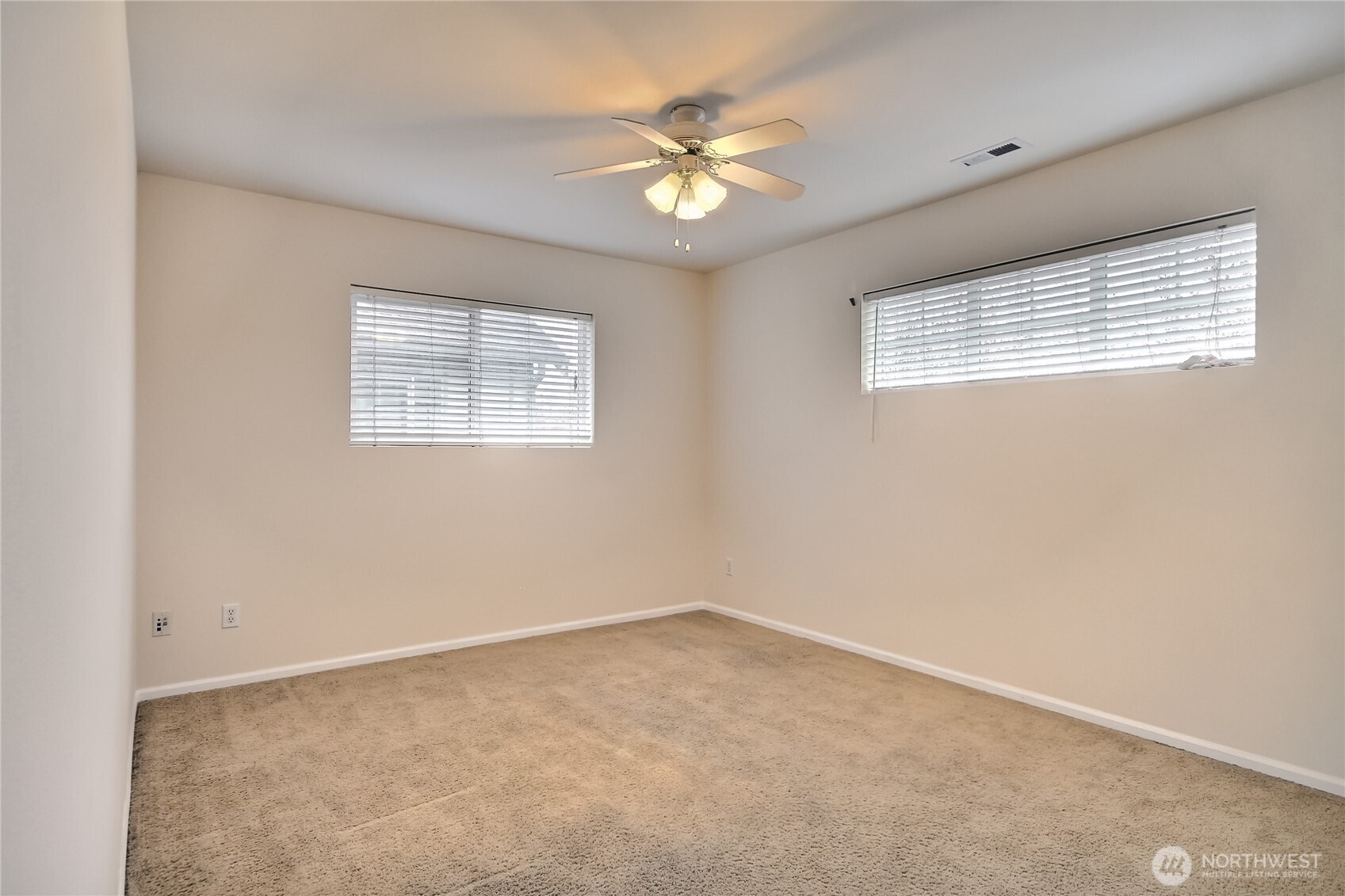 4036 Tribute Avenue E, Fife, WA 98424