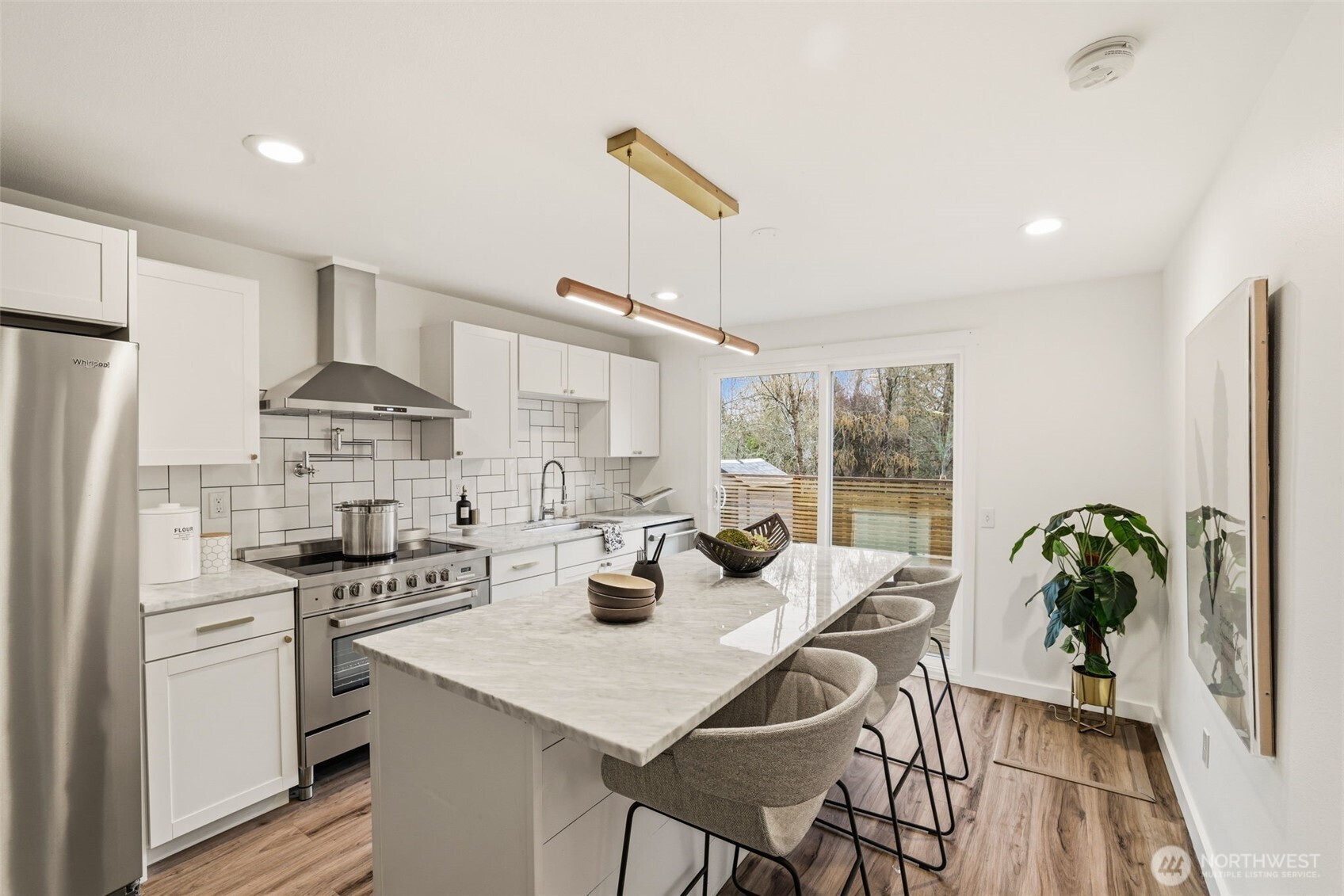 5416 30th Avenue SW, Seattle, WA 98126