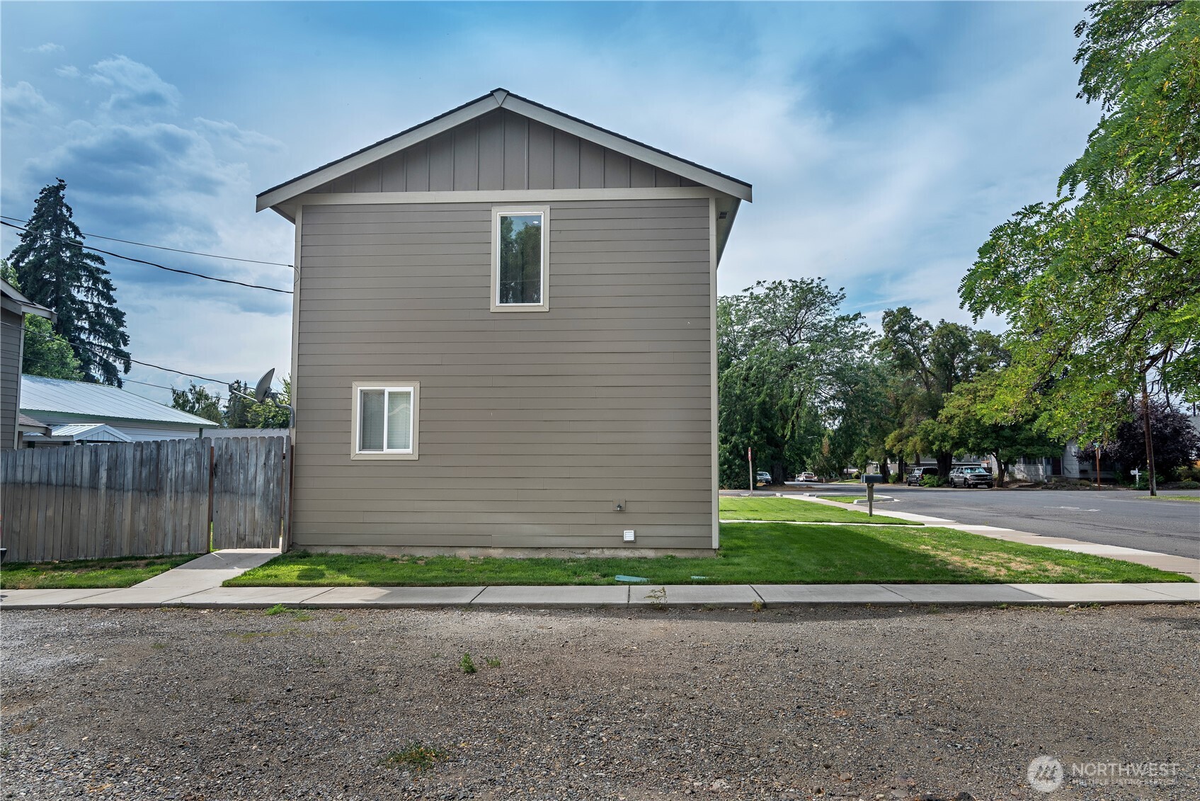 404 W 7th Avenue , Ellensburg, WA 98926
