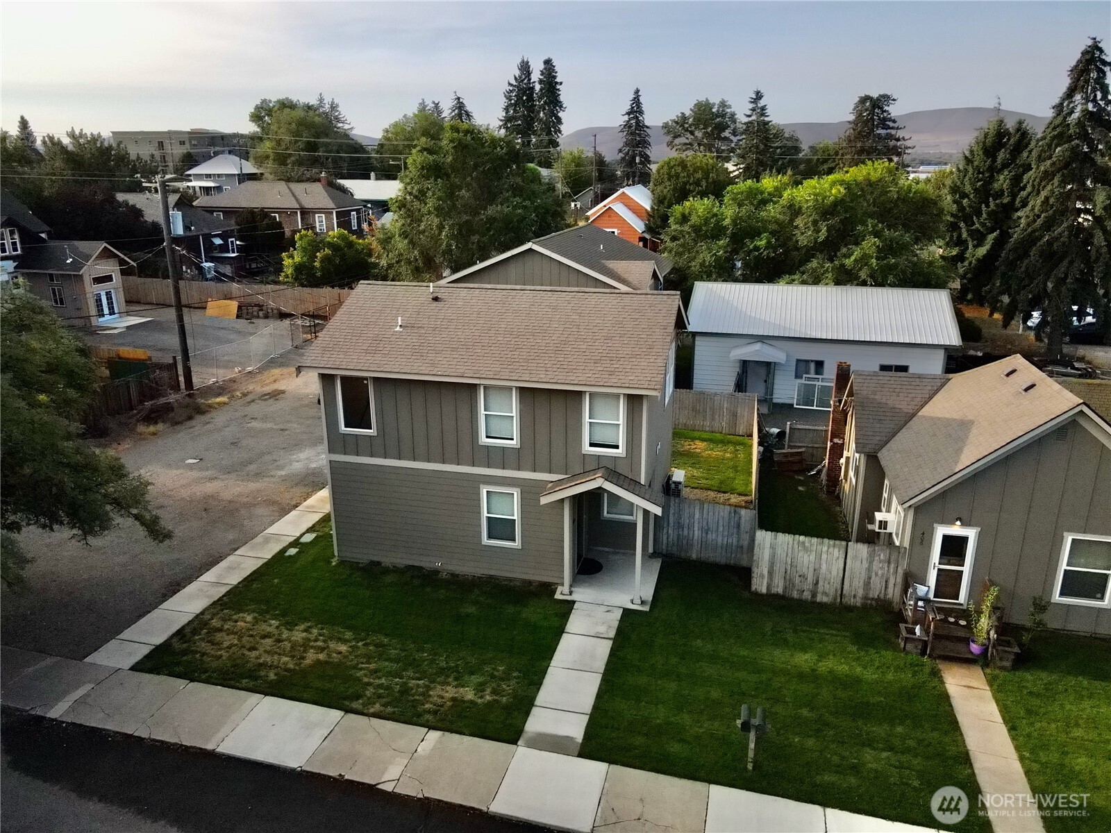 404 W 7th Avenue , Ellensburg, WA 98926