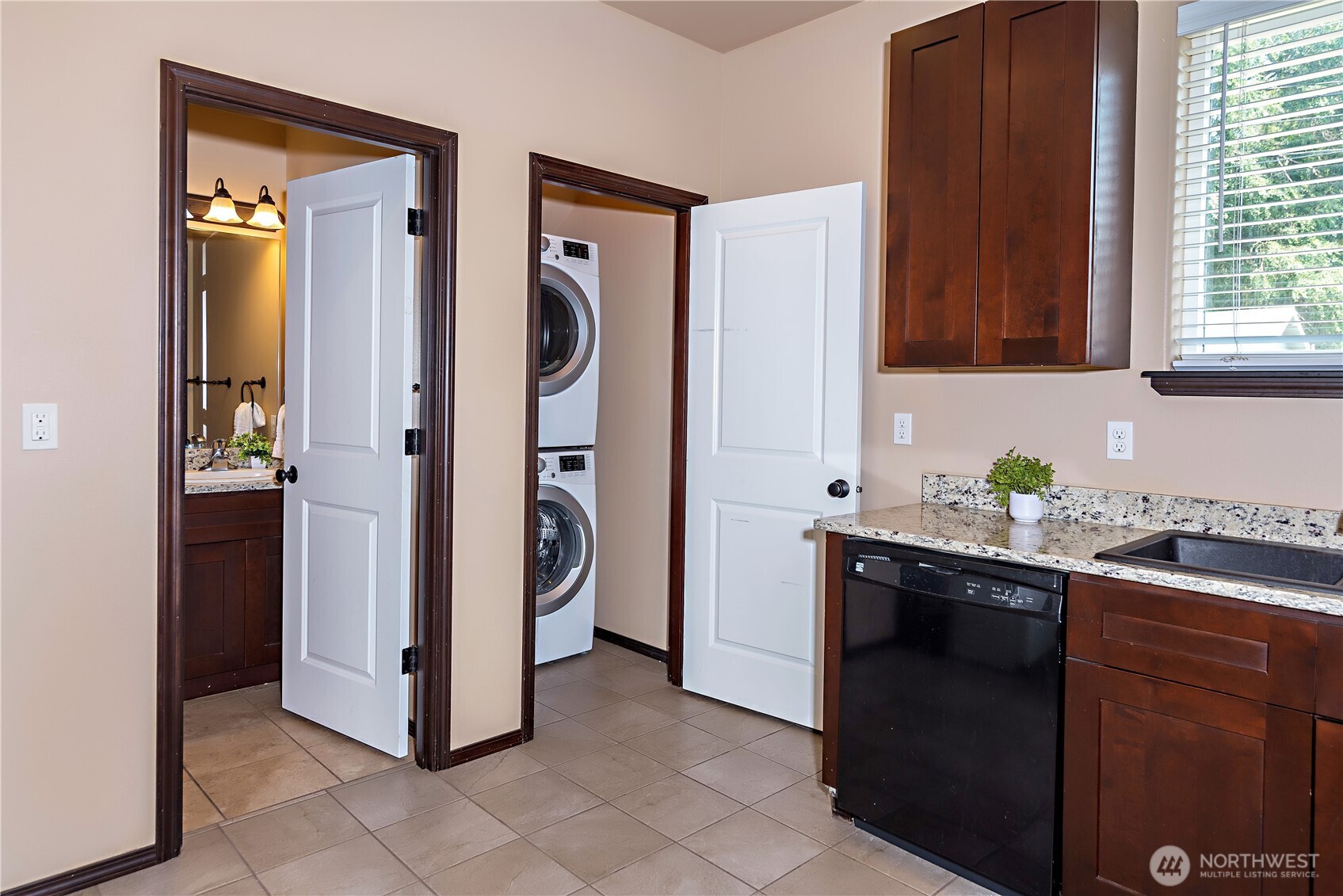 404 W 7th Avenue , Ellensburg, WA 98926