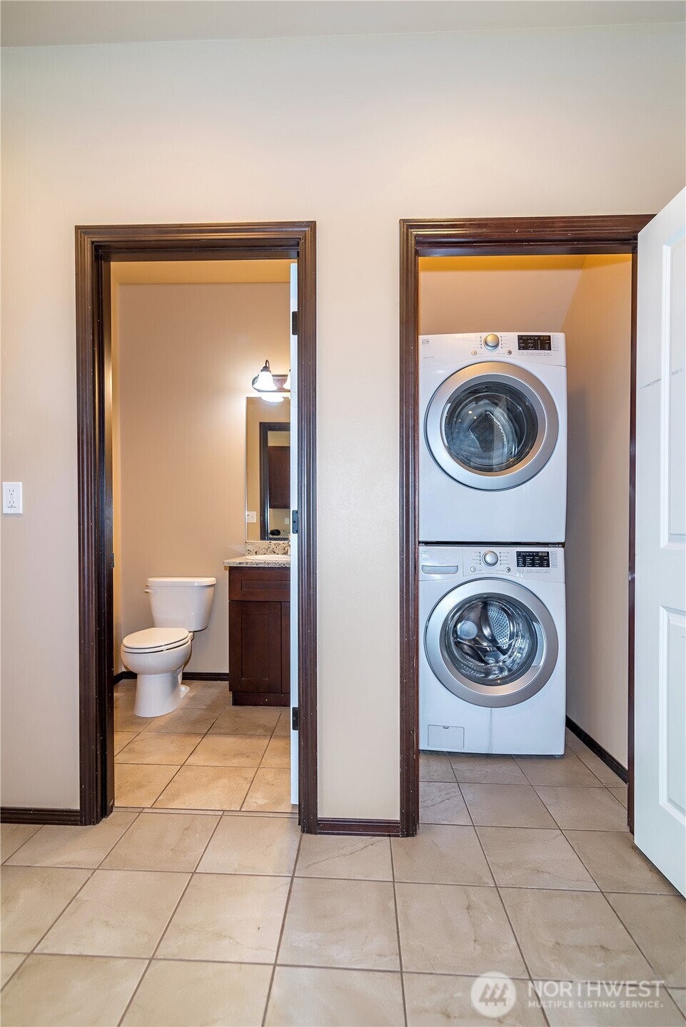 404 W 7th Avenue , Ellensburg, WA 98926