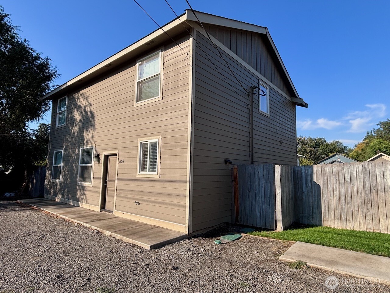 606 N Nanum Street , Ellensburg, WA 98926