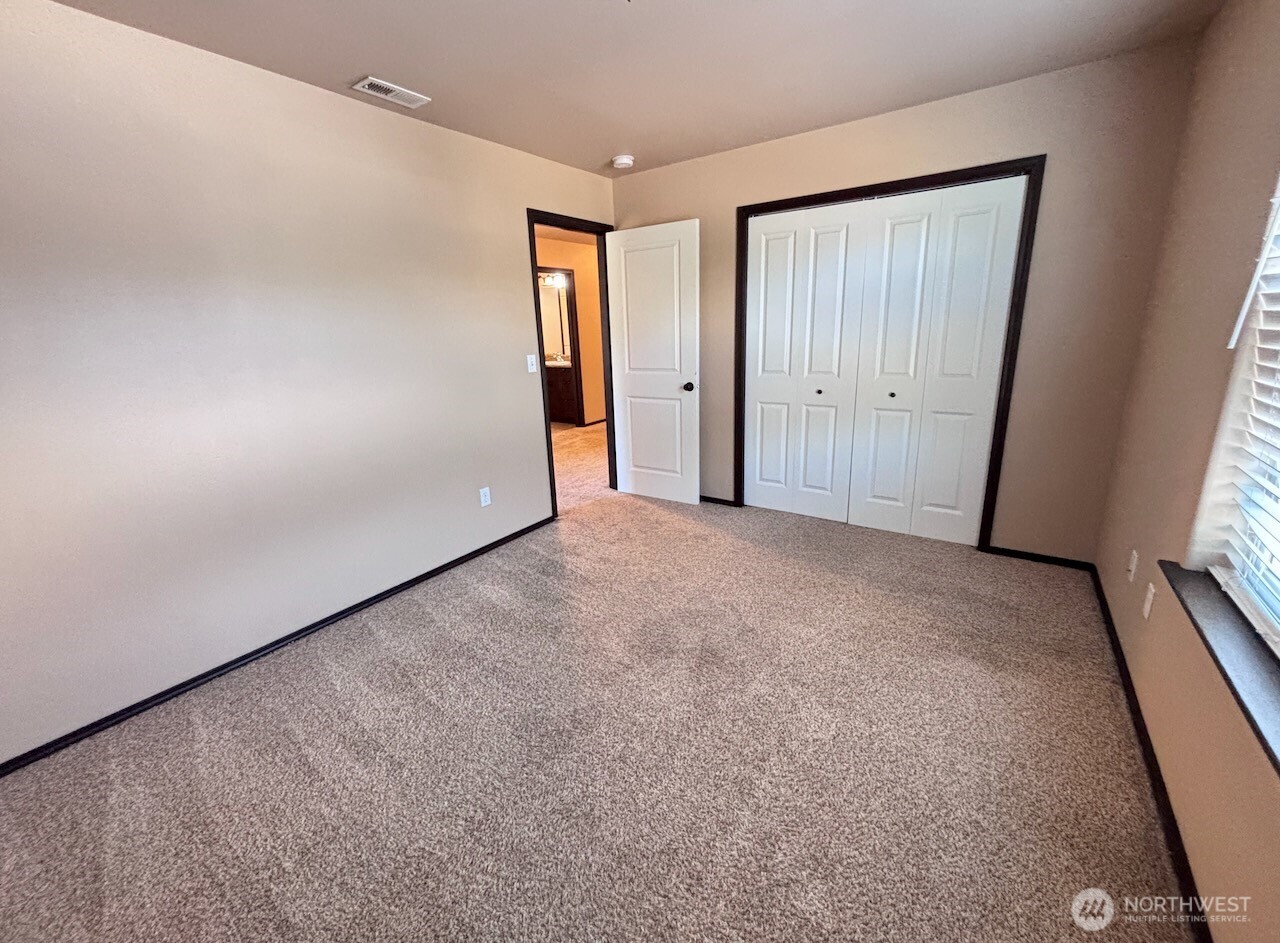 606 N Nanum Street , Ellensburg, WA 98926