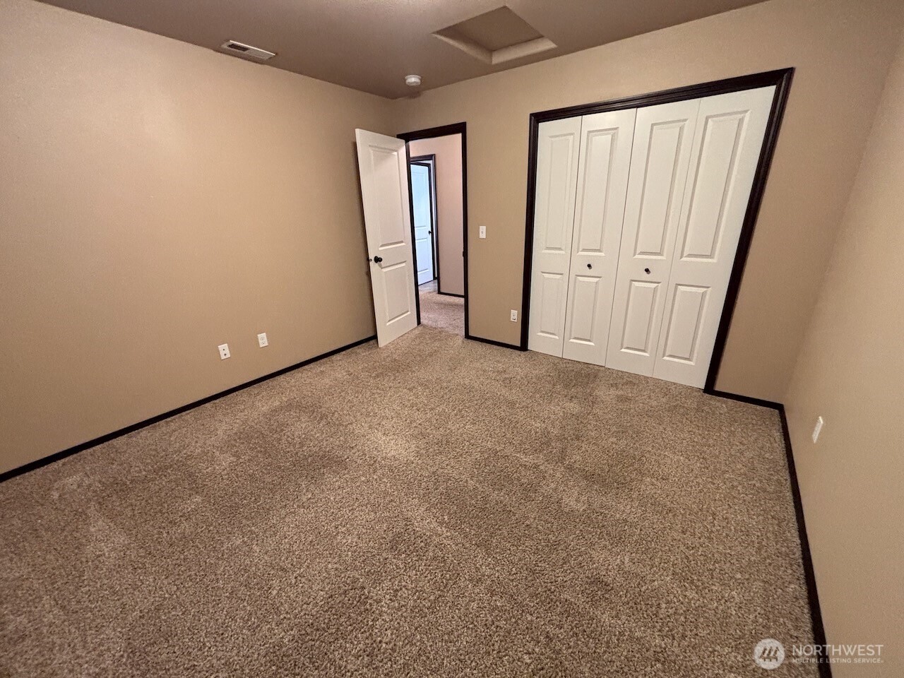 606 N Nanum Street , Ellensburg, WA 98926