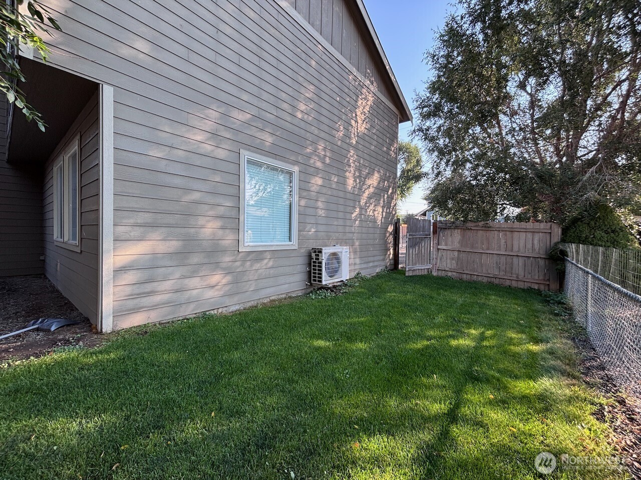 606 N Nanum Street , Ellensburg, WA 98926