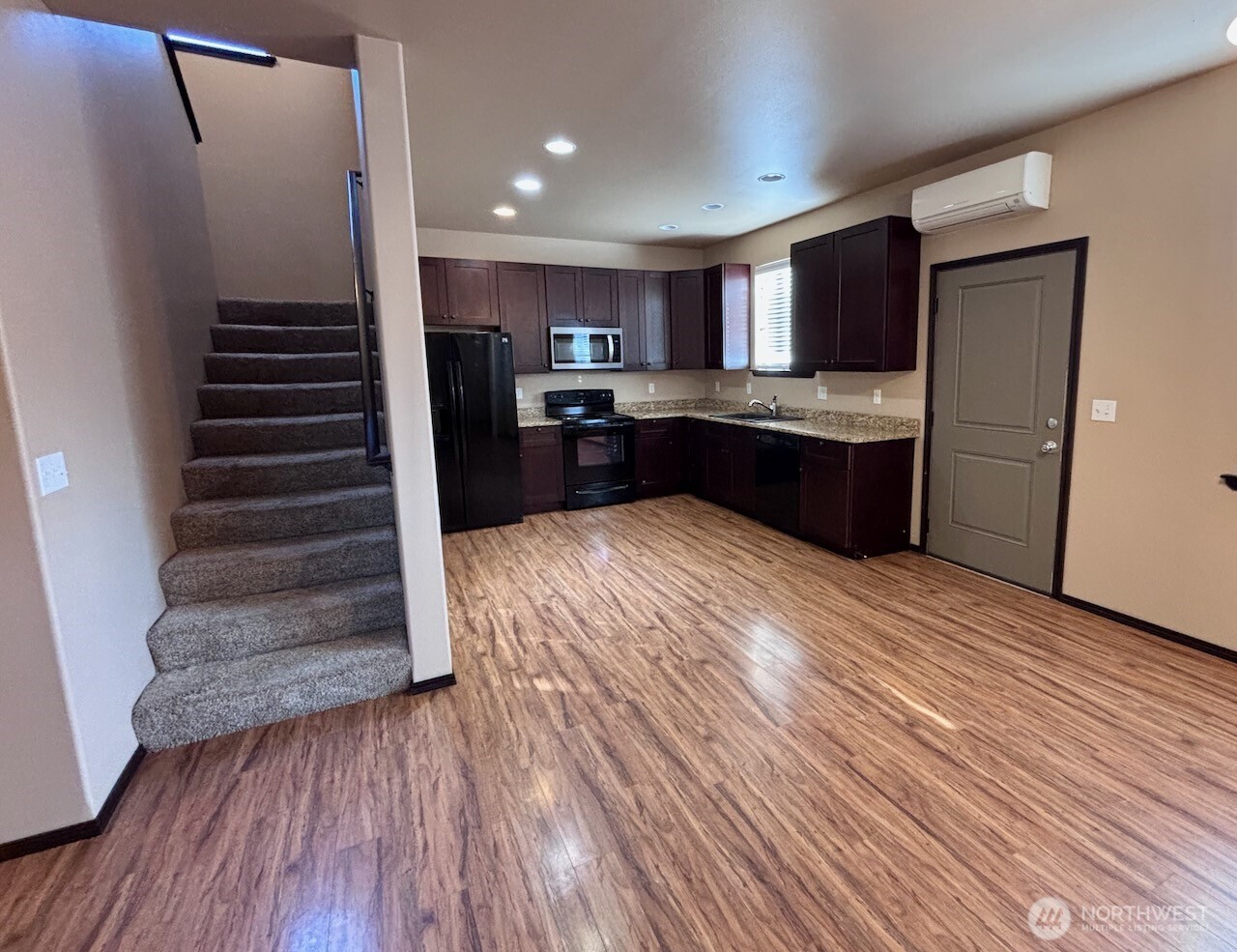 606 N Nanum Street , Ellensburg, WA 98926