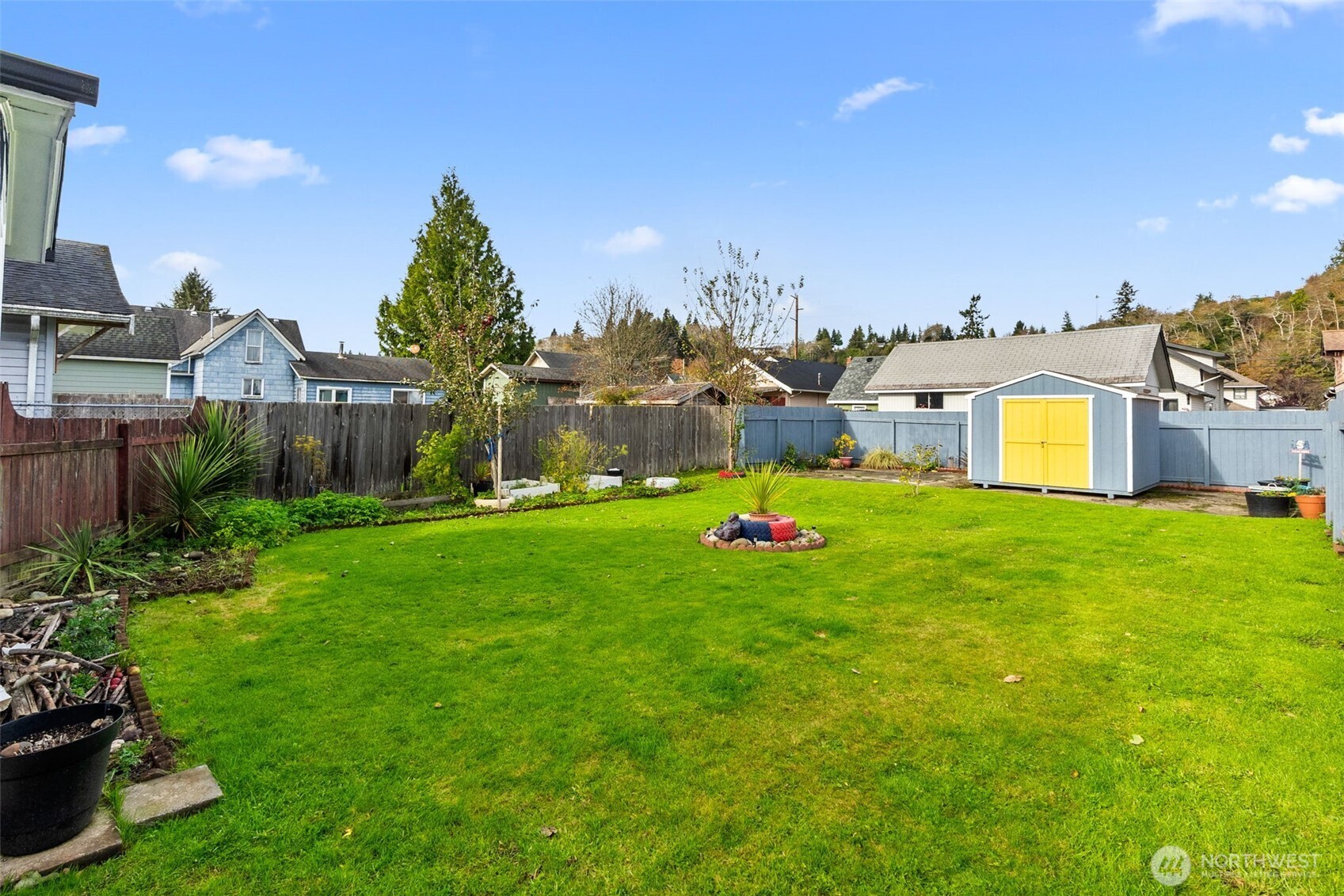 419 Karr Avenue , Hoquiam, WA 98550