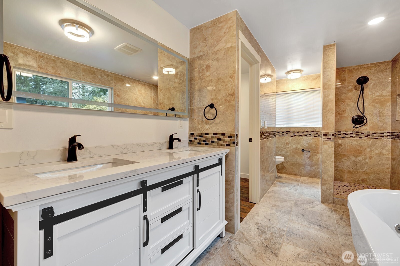 8801 NE 140th Place , Kirkland, WA 98034