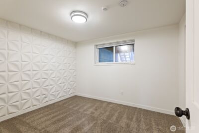 8801 NE 140th Place , Kirkland, WA 98034 - Photo 16