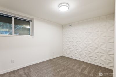 8801 NE 140th Place , Kirkland, WA 98034 - Photo 20