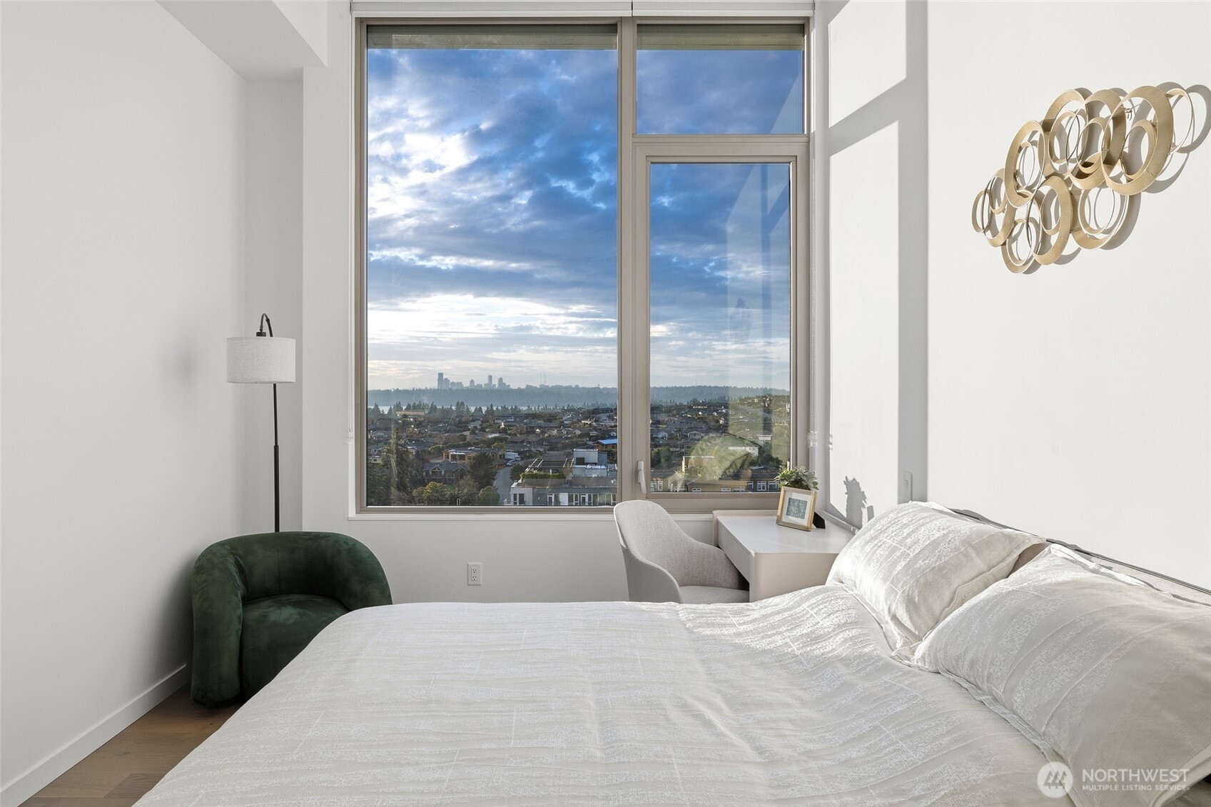 10232 NE 10th Street #1607, Bellevue, WA 98004