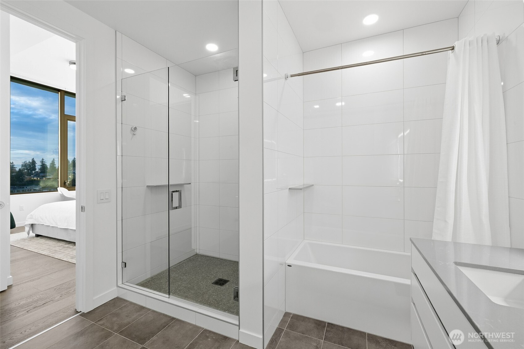 10232 NE 10th Street #1607, Bellevue, WA 98004