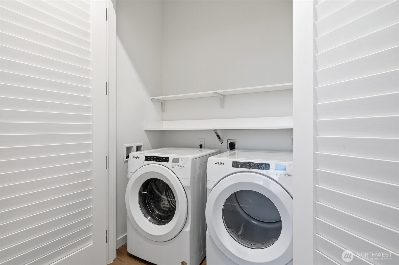 10232 NE 10th Street #1607, Bellevue, WA 98004