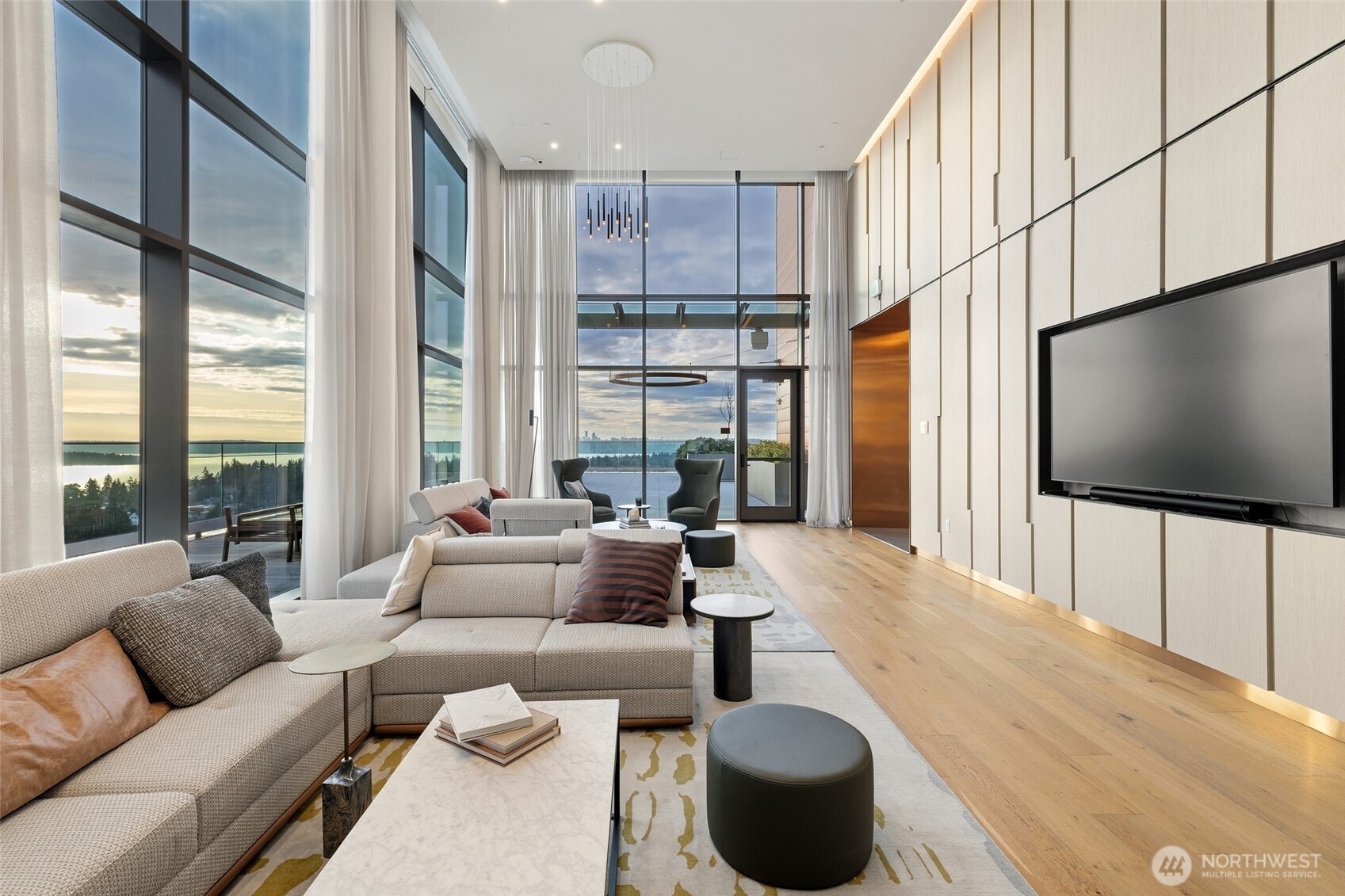 10232 NE 10th Street #1607, Bellevue, WA 98004