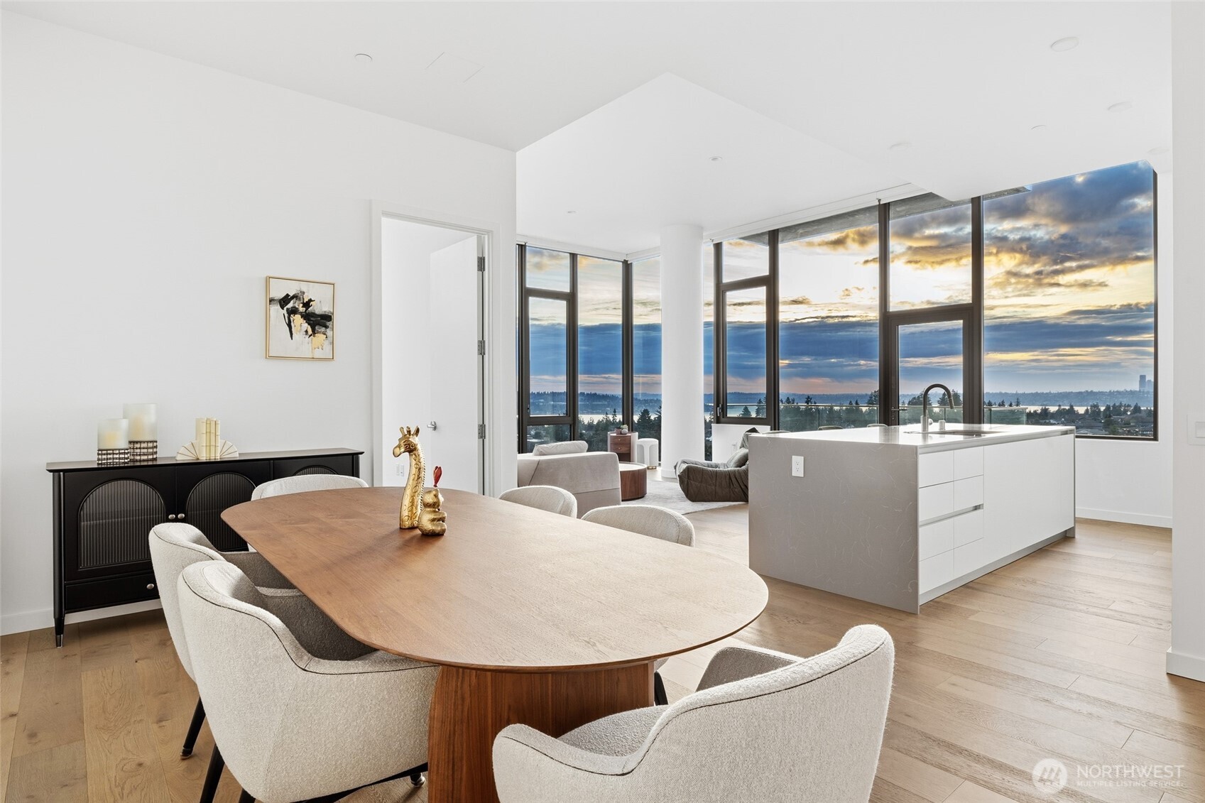 10232 NE 10th Street #1607, Bellevue, WA 98004