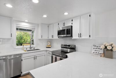 12303 SE 60th Street #3A, Bellevue, WA 98006-3987 - Photo 11