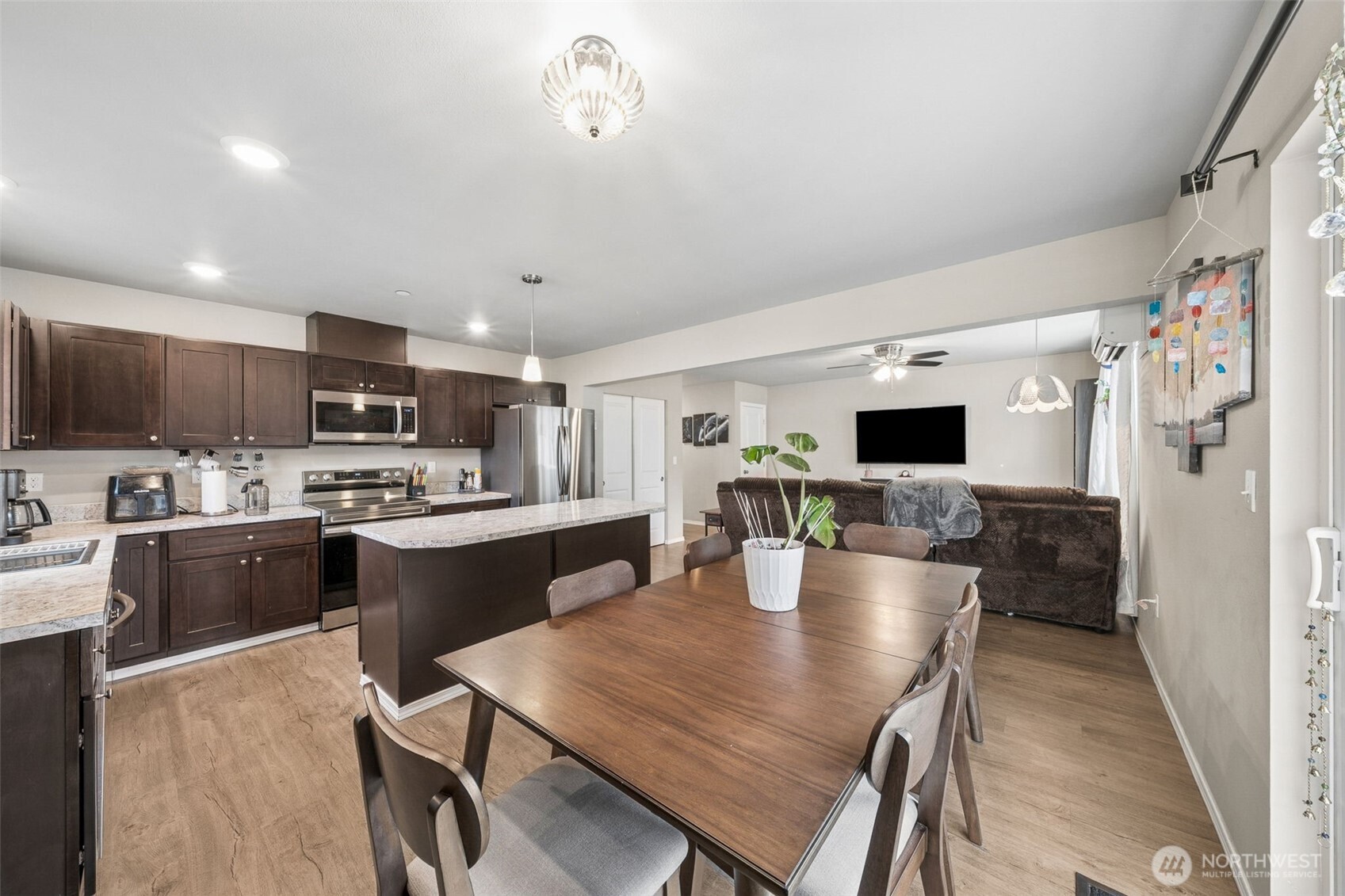 6422 198th Street E, Spanaway, WA 98387