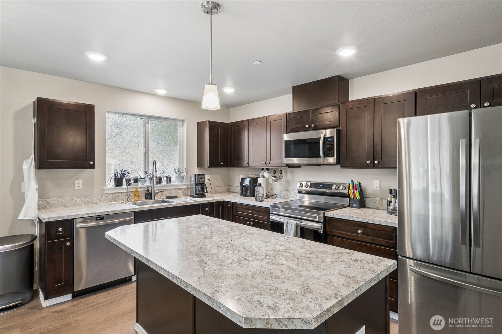 6422 198th Street E, Spanaway, WA 98387