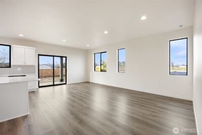 601 Dorsing Street #D23, Moses Lake, WA 98837 - Photo 8