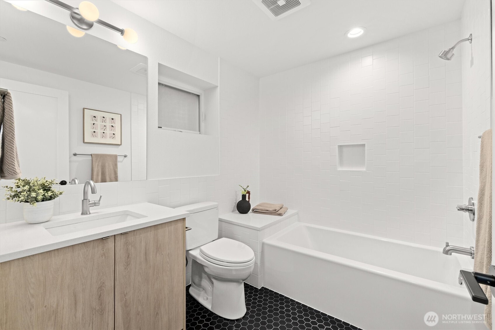 2011 Dexter Avenue N #A, Seattle, WA 98109