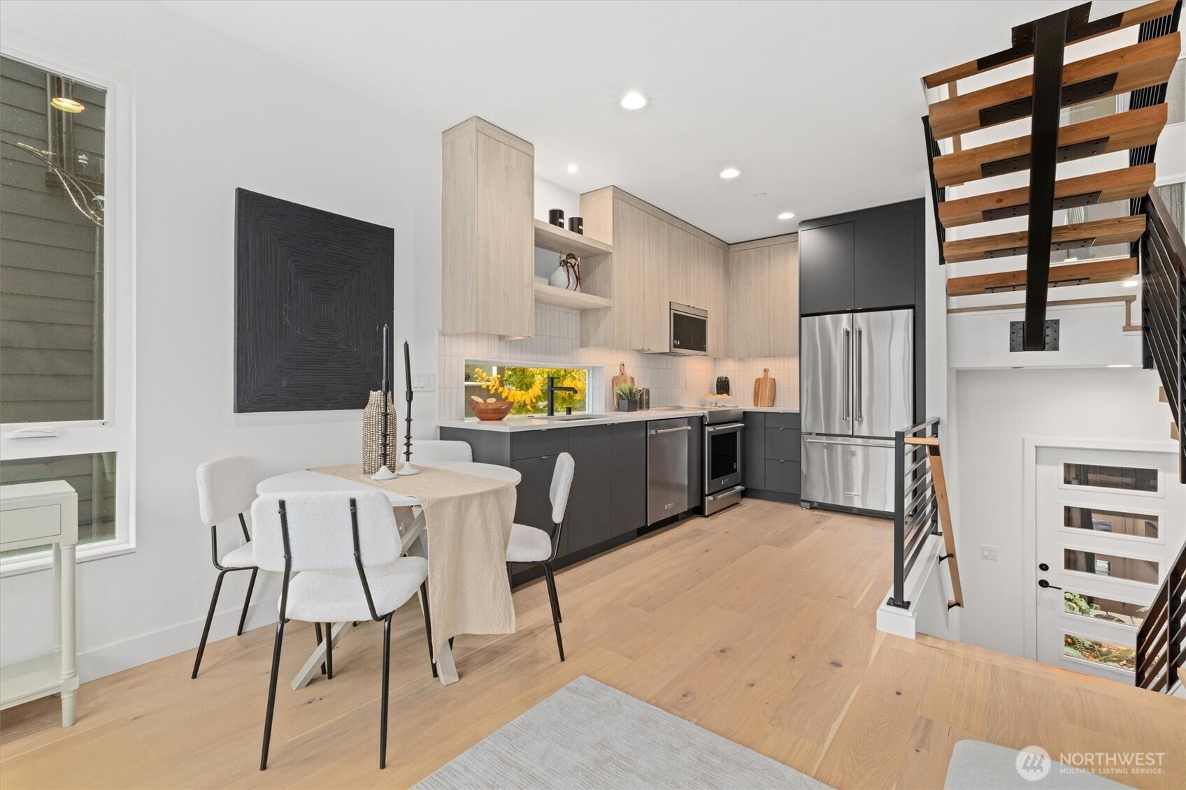 2011 Dexter Avenue N #A, Seattle, WA 98109