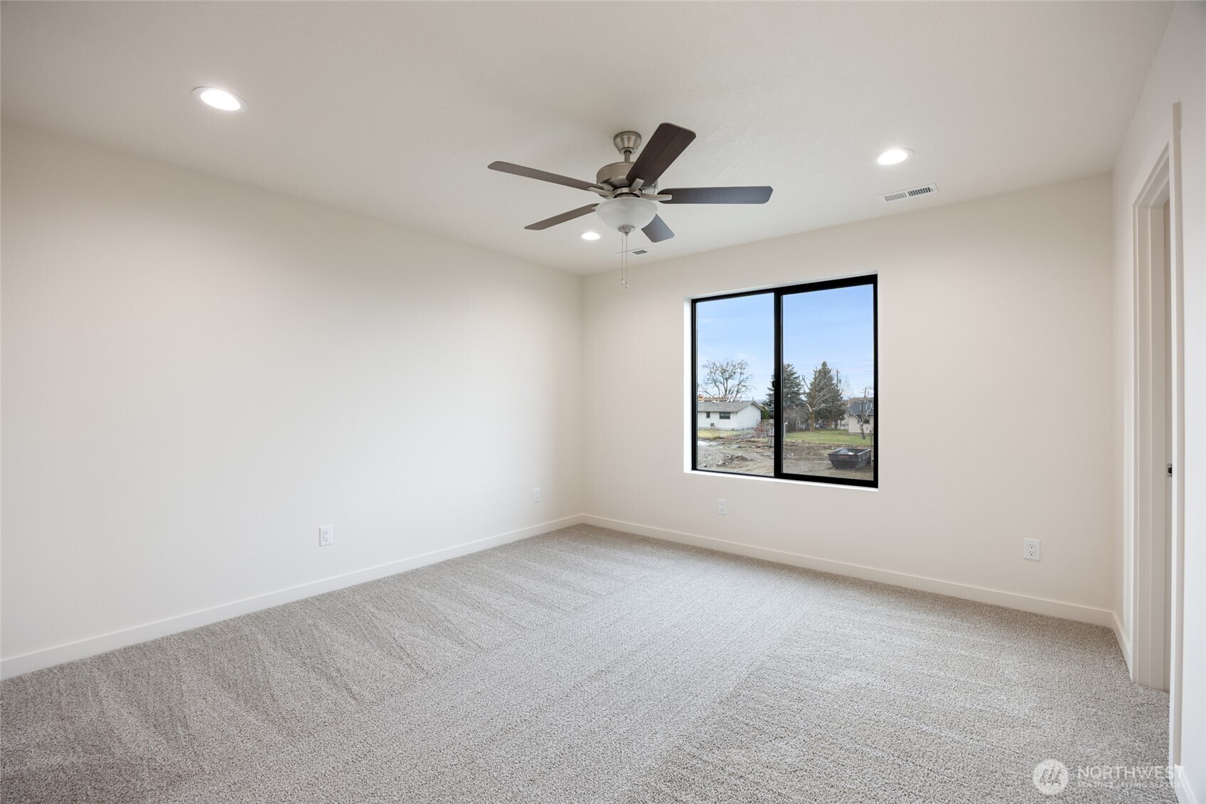 601 Dorsing Street #E24, Moses Lake, WA 98837