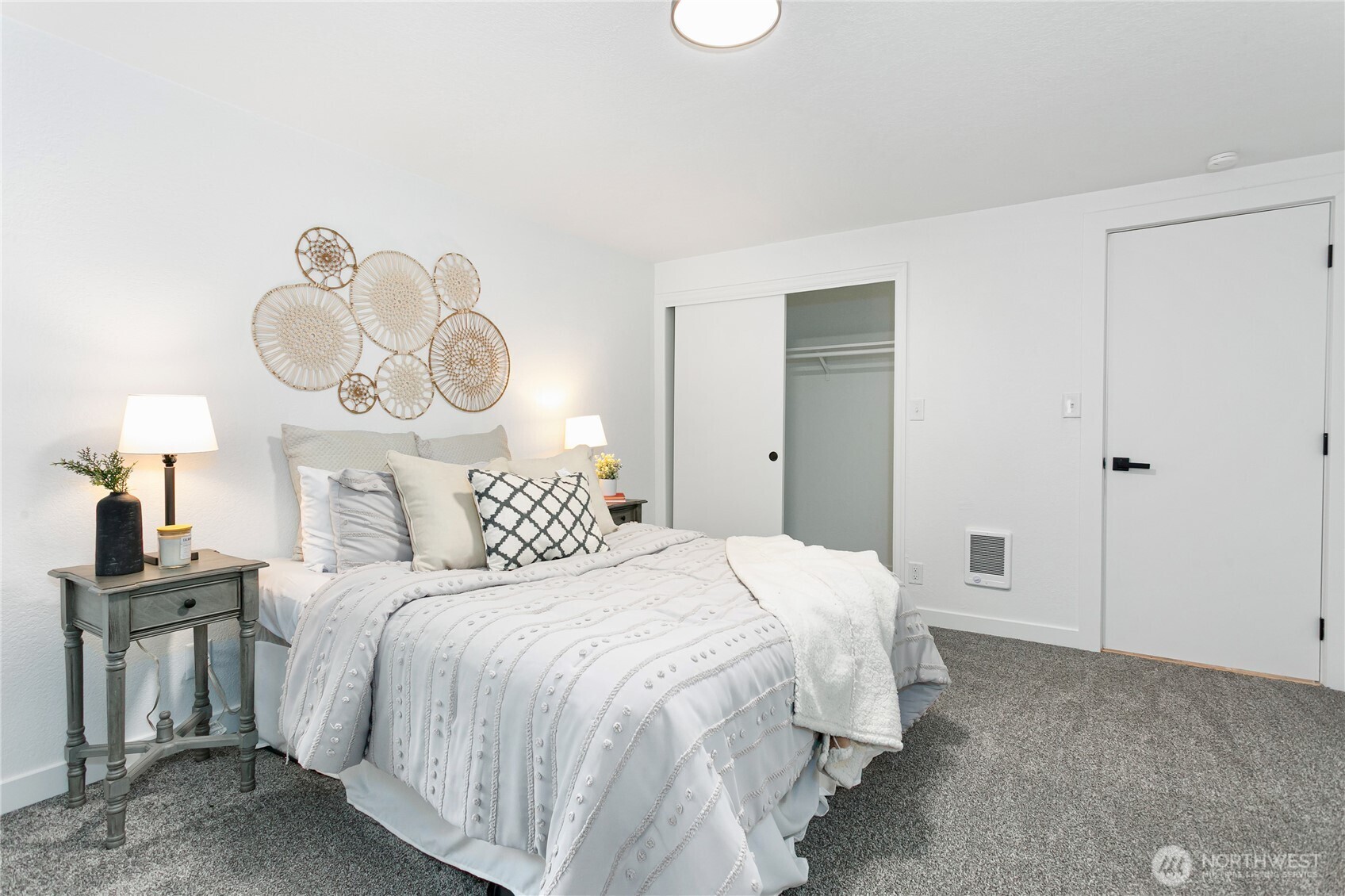 8021 NE Eglon Road , Kingston, WA 98346