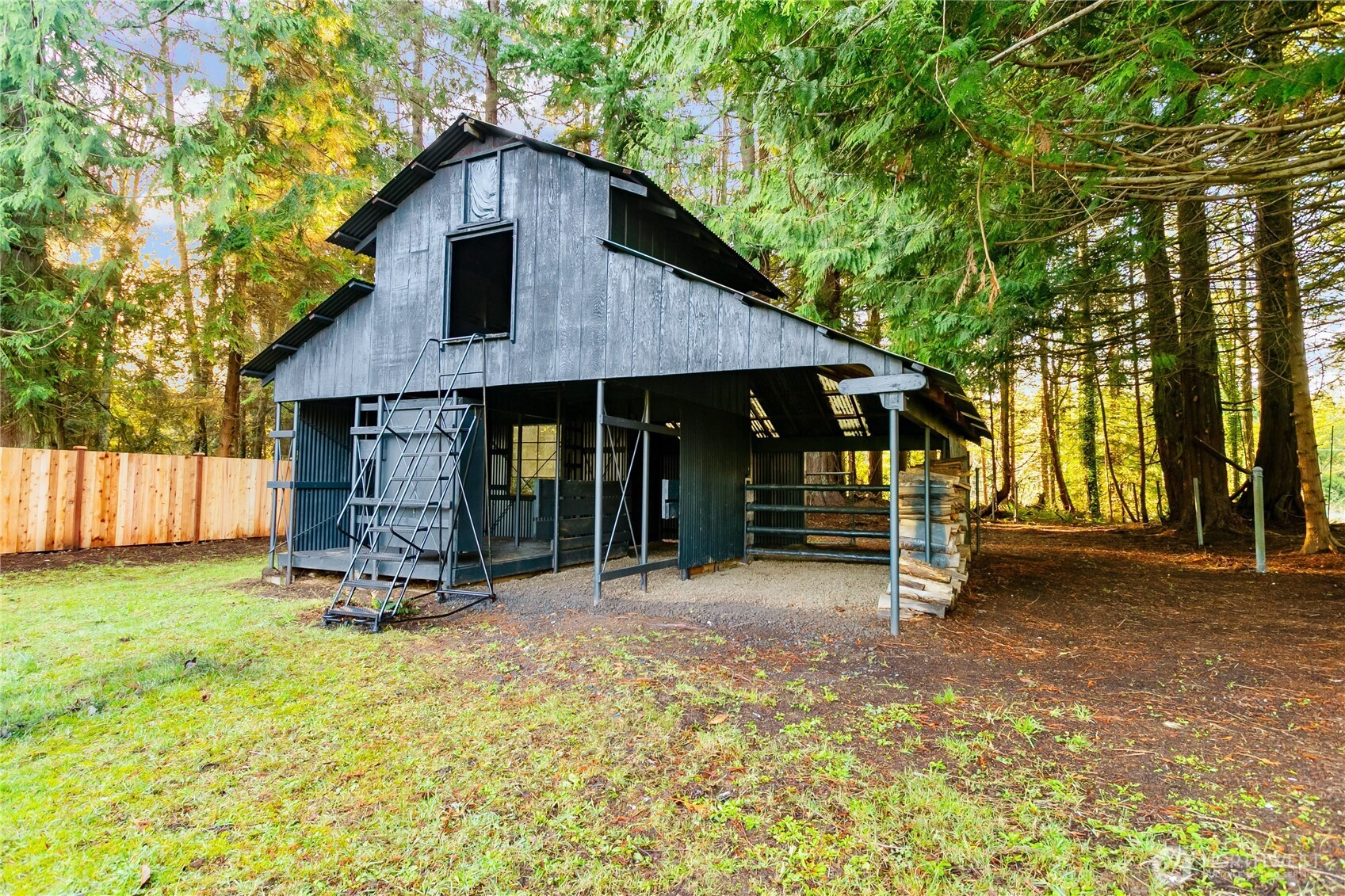 8021 NE Eglon Road , Kingston, WA 98346