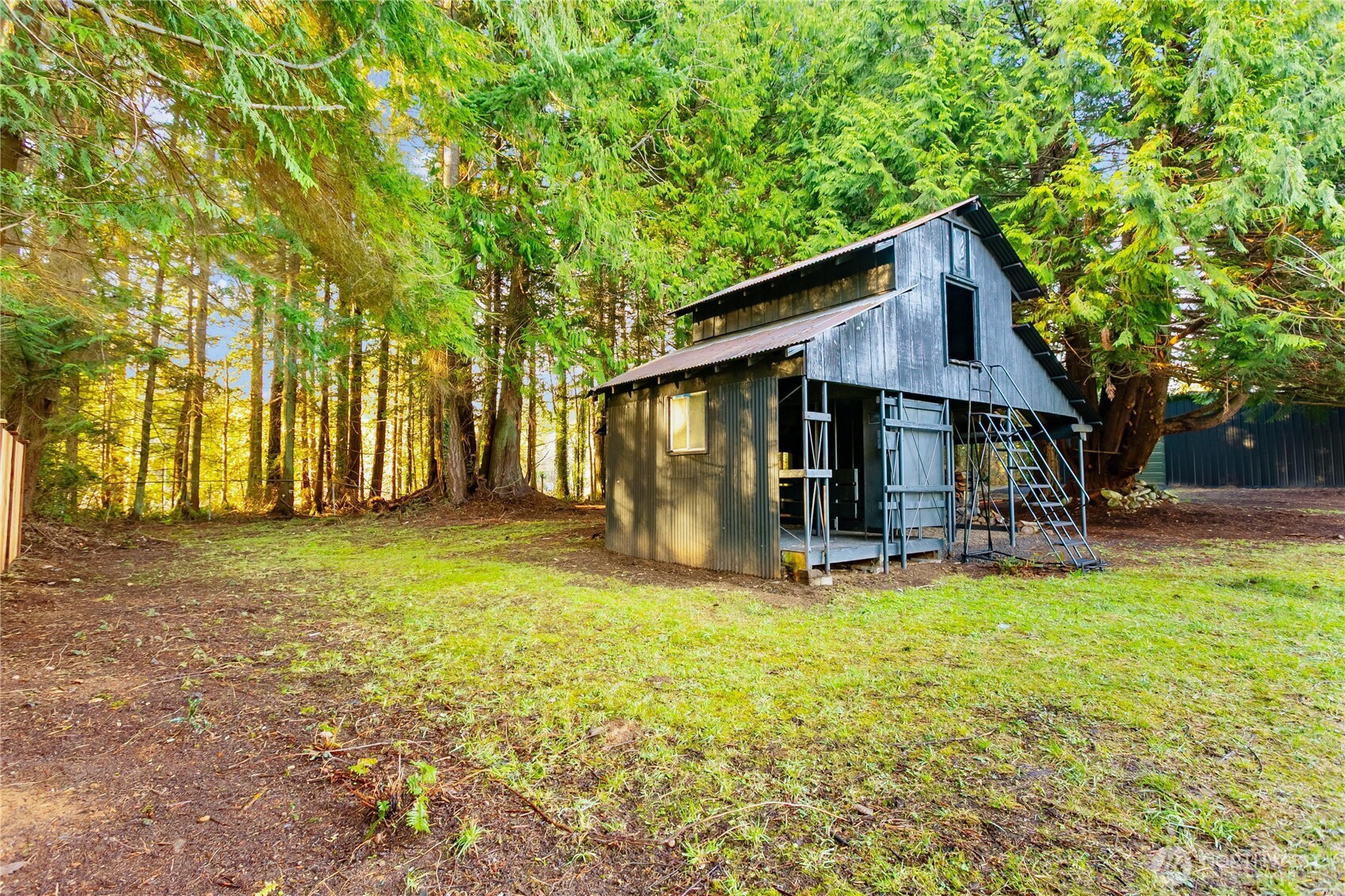 8021 NE Eglon Road , Kingston, WA 98346