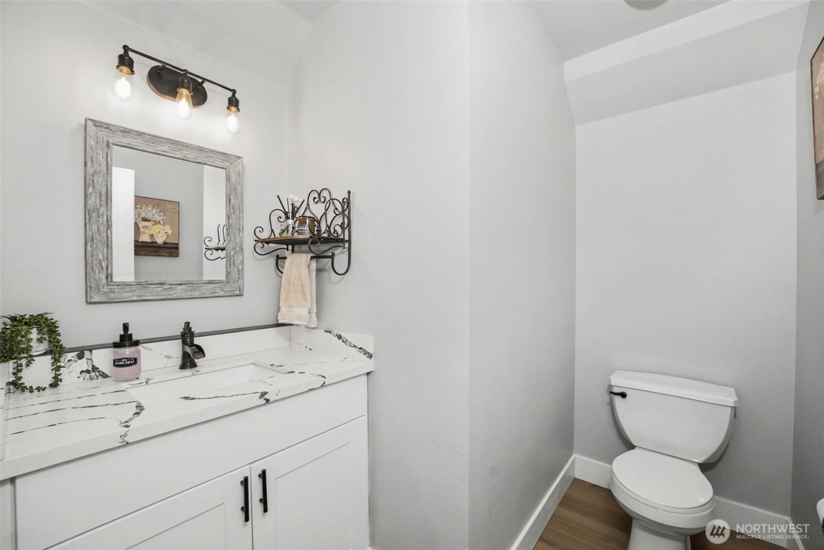 21504 107th Avenue E, Graham, WA 98338