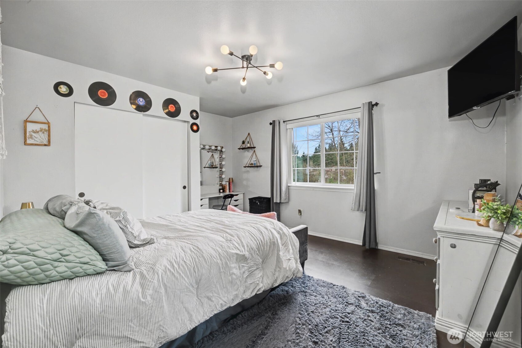 21504 107th Avenue E, Graham, WA 98338