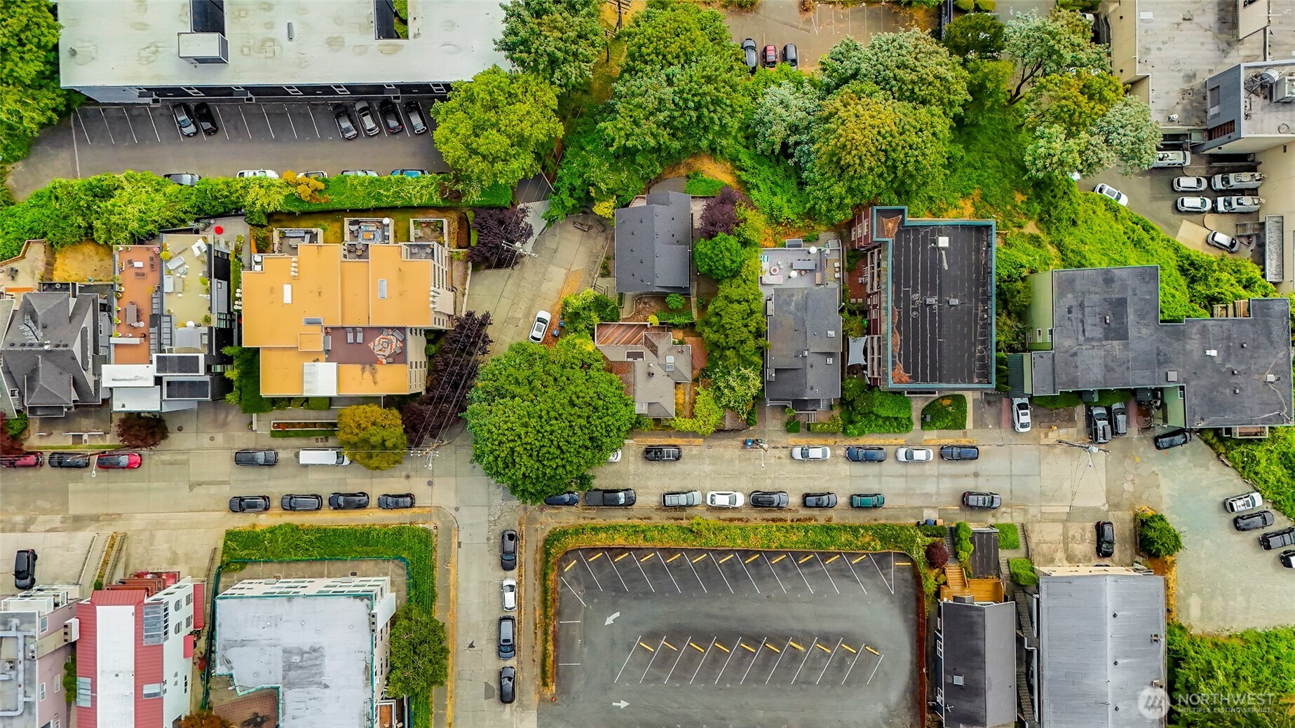 801 Newton Street , Seattle, WA 98109