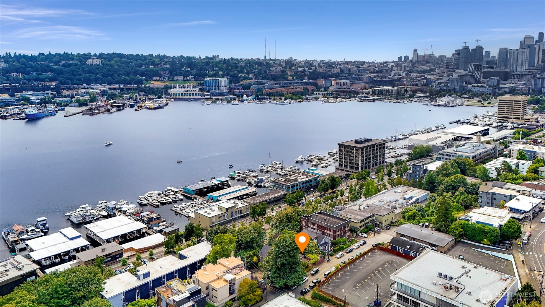 801 Newton Street , Seattle, WA 98109