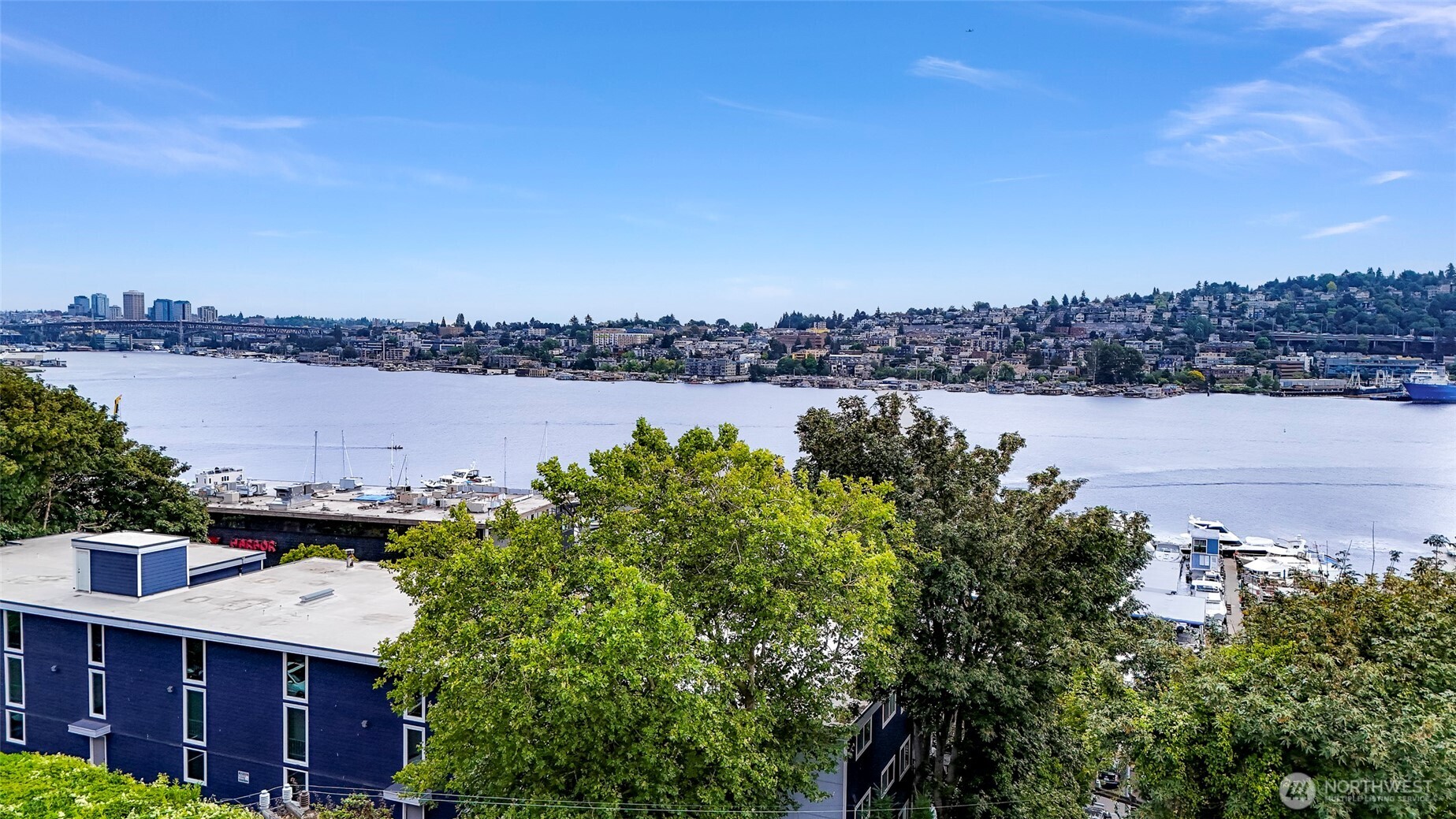 801 Newton Street , Seattle, WA 98109