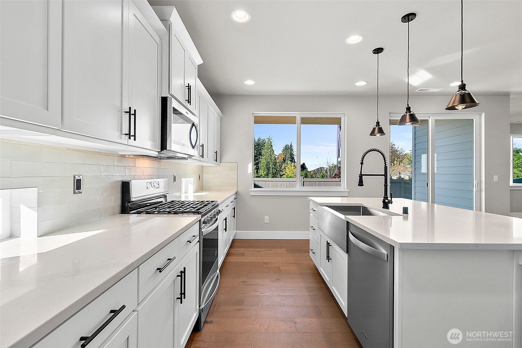 14228 SE 284th Place , Kent, WA 98042