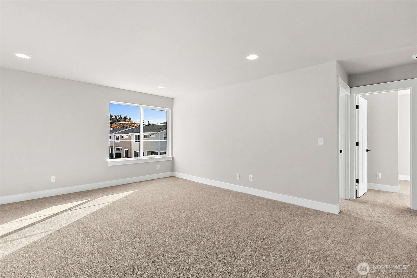 14228 SE 284th Place , Kent, WA 98042