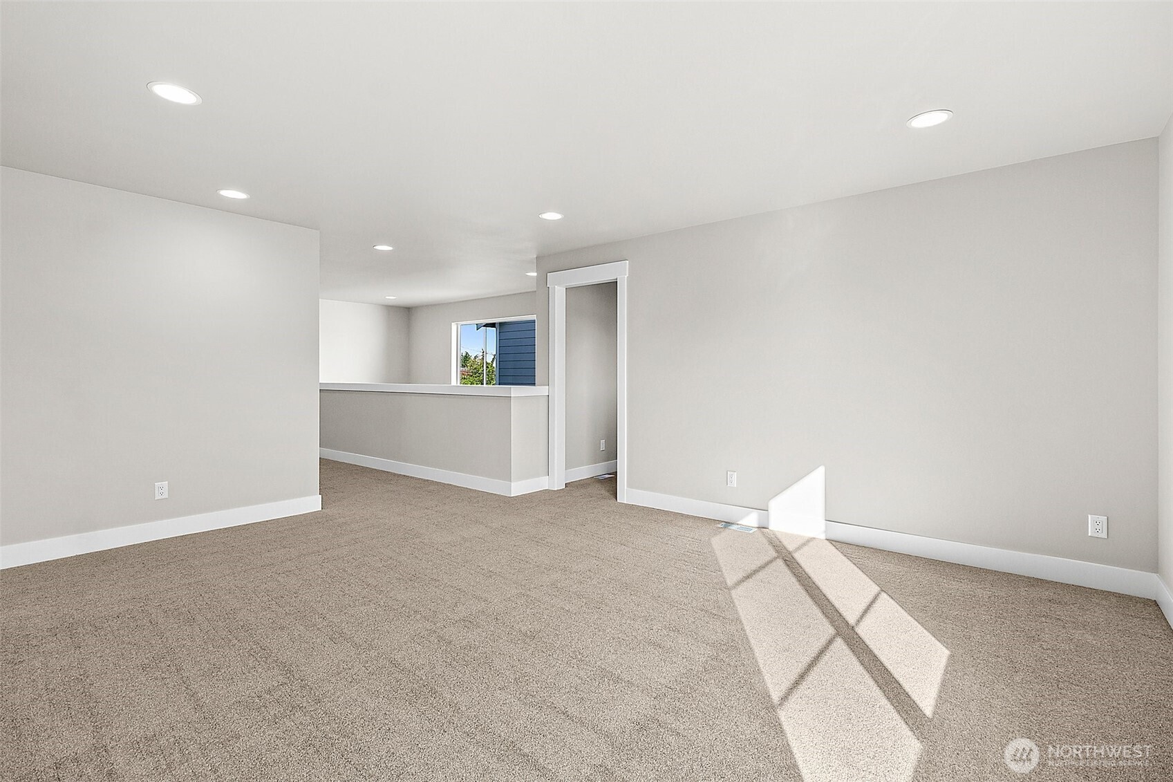 14228 SE 284th Place , Kent, WA 98042