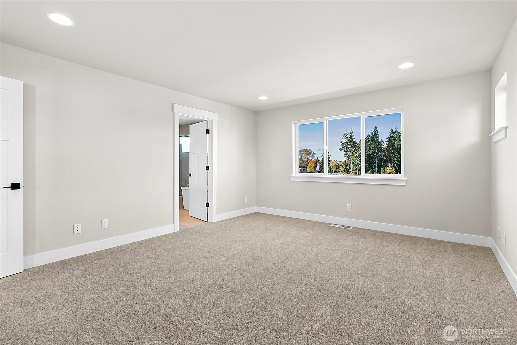 14228 SE 284th Place , Kent, WA 98042