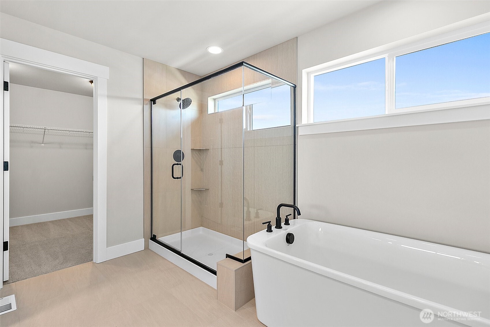 14228 SE 284th Place , Kent, WA 98042