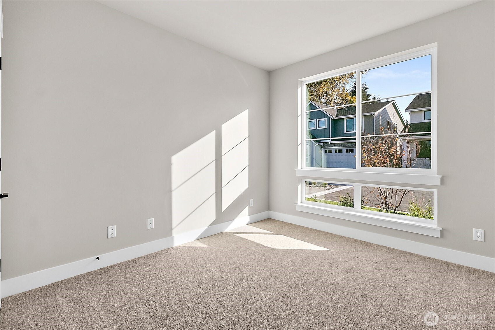 14228 SE 284th Place , Kent, WA 98042