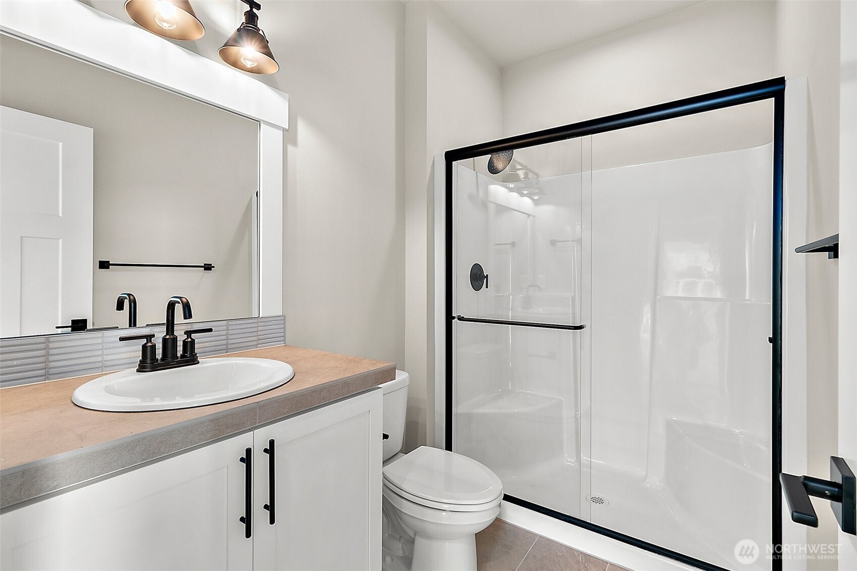 14228 SE 284th Place , Kent, WA 98042