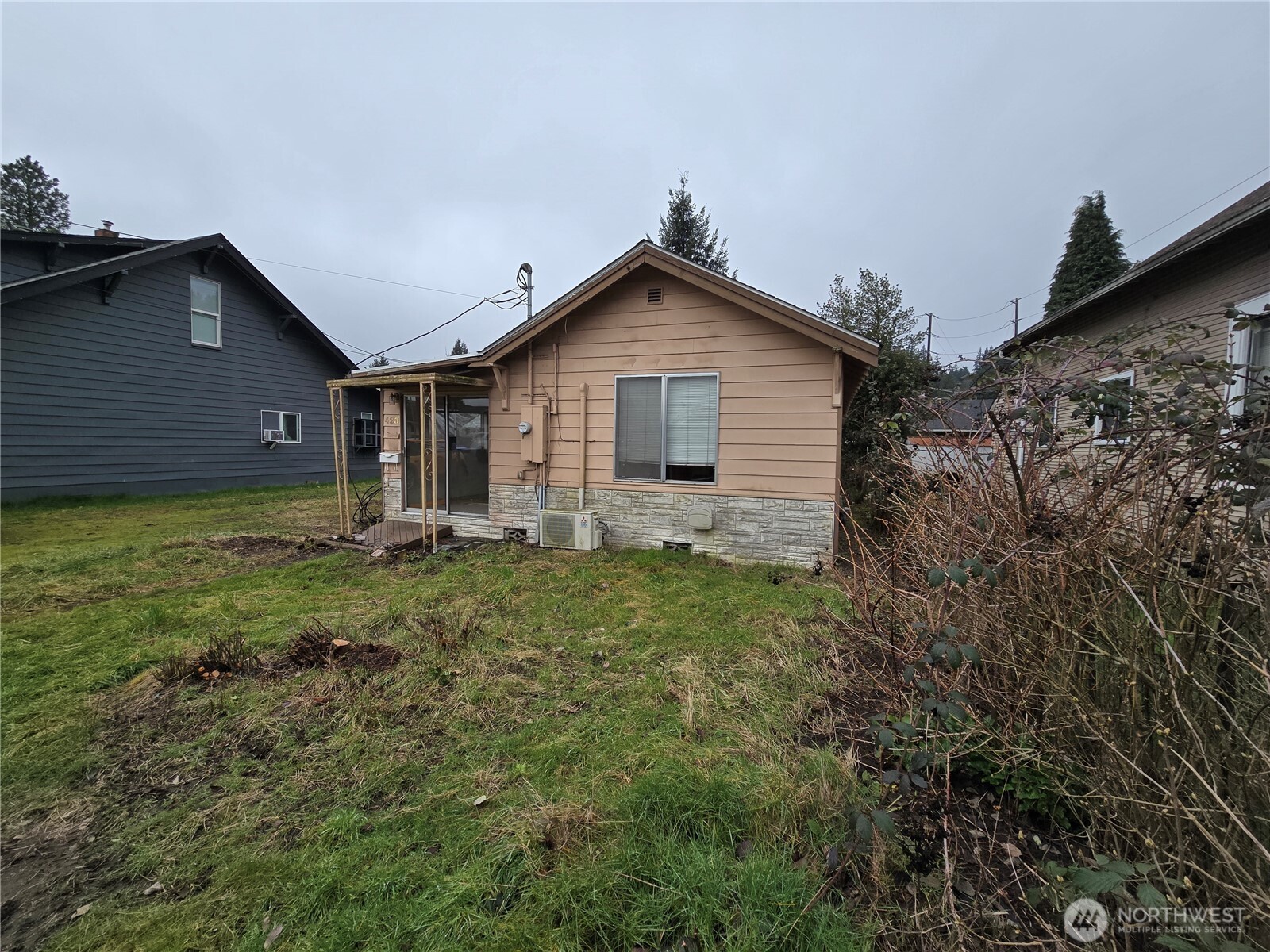 423 LONG Avenue , Kelso, WA 98626