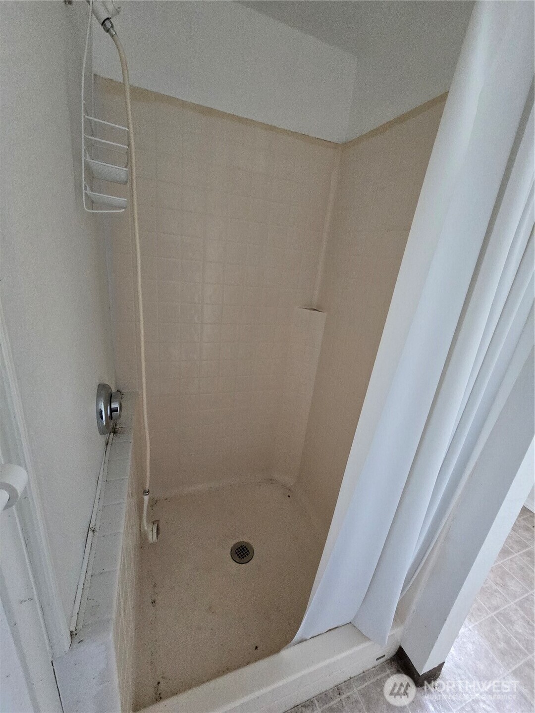 423 LONG Avenue , Kelso, WA 98626