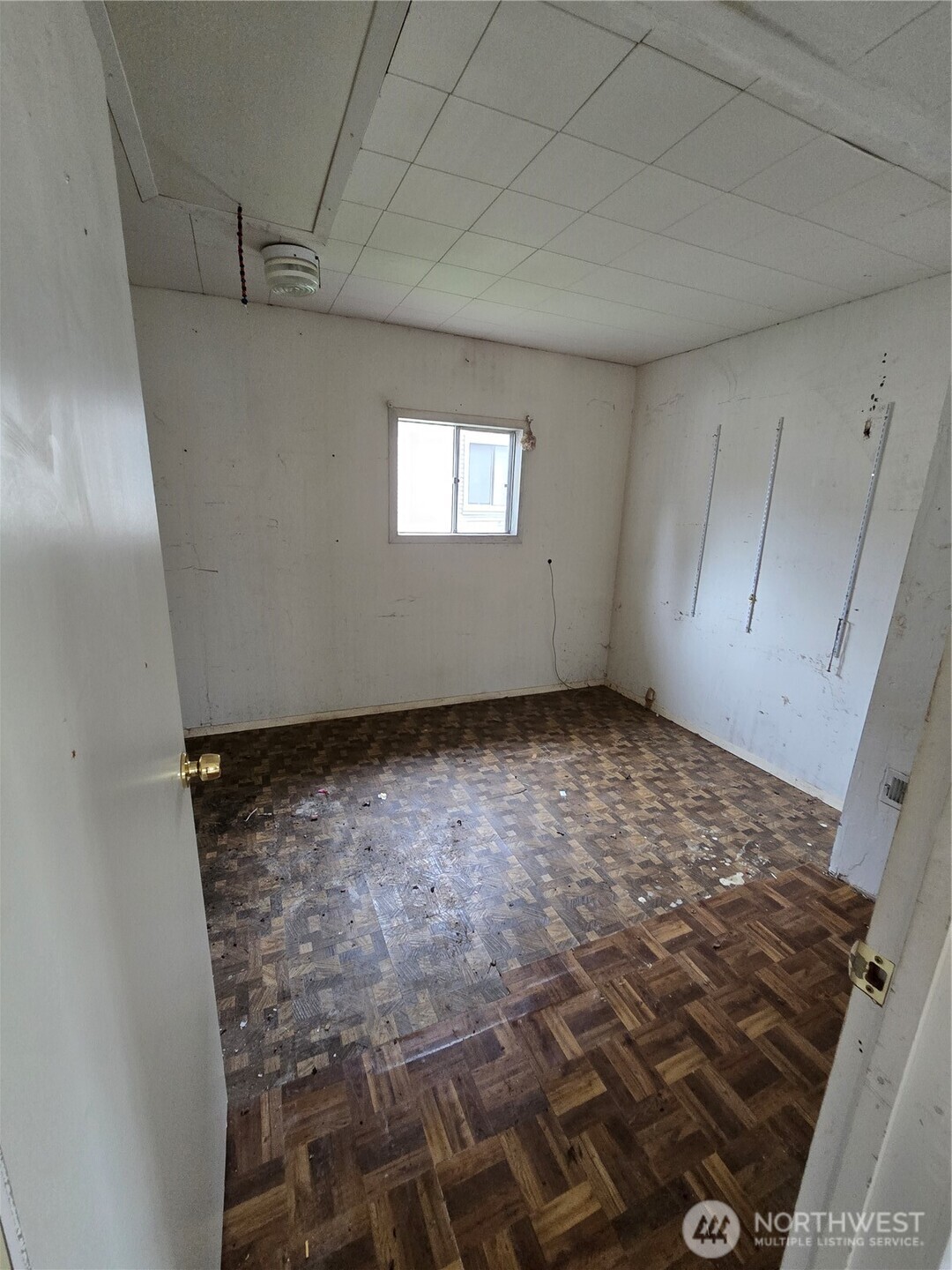 423 LONG Avenue , Kelso, WA 98626